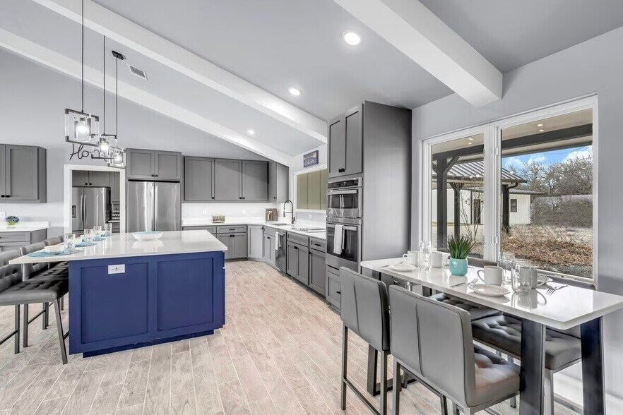 More Photos Of 3120 River Oaks Dr, Kingsland Specialty For Sale