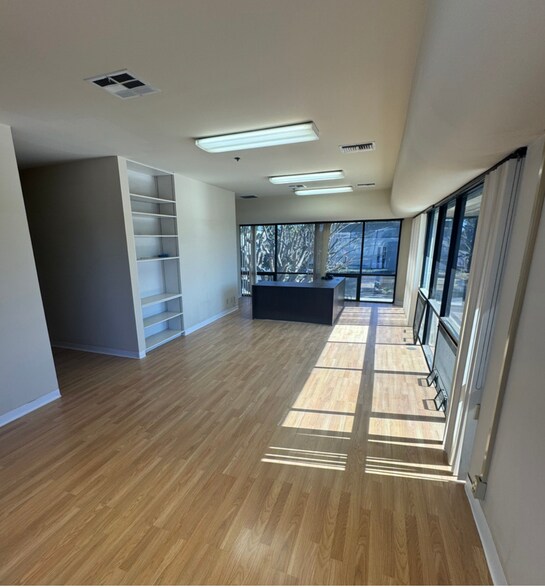 More Photos Of 1705 Donlon St, Ventura Refrigeration Cold Storage For Lease