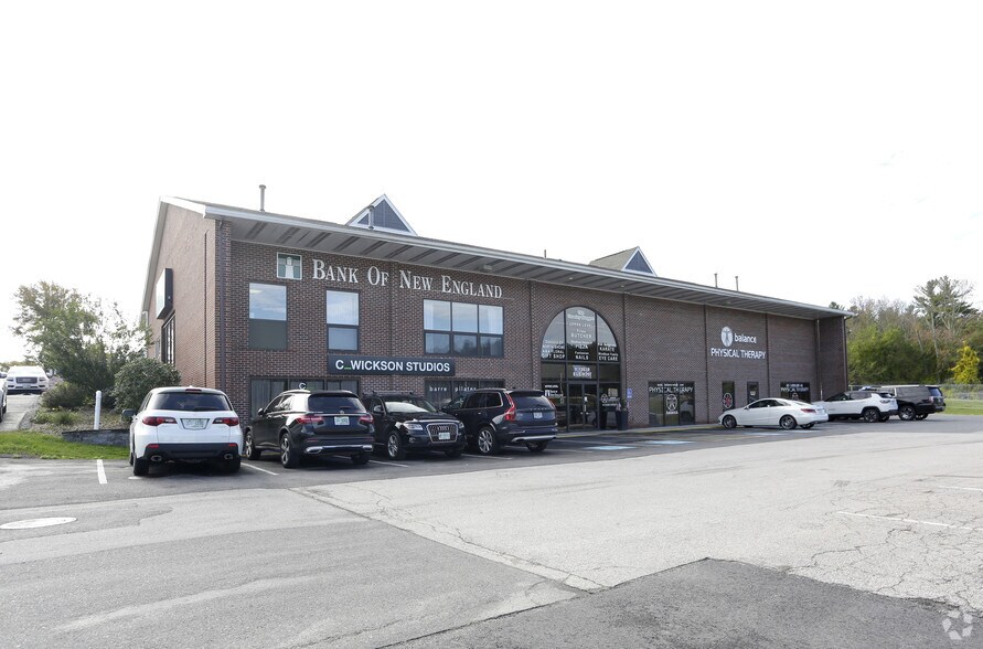 More Photos Of 58 Range Rd, Salem Unknown For Lease