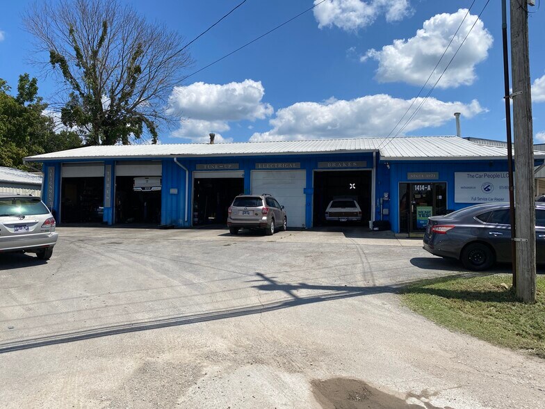 More Photos Of 1414 NW Broad Street - 6 Building Portfolio, Murfreesboro General Retail For Sale