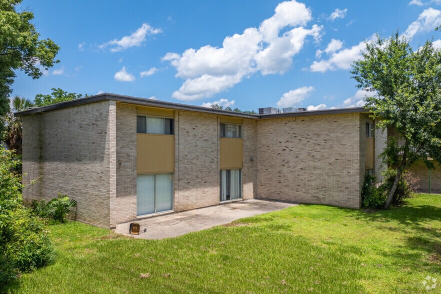 More Photos Of 1500 Link Ave, Orange Apartments For Sale