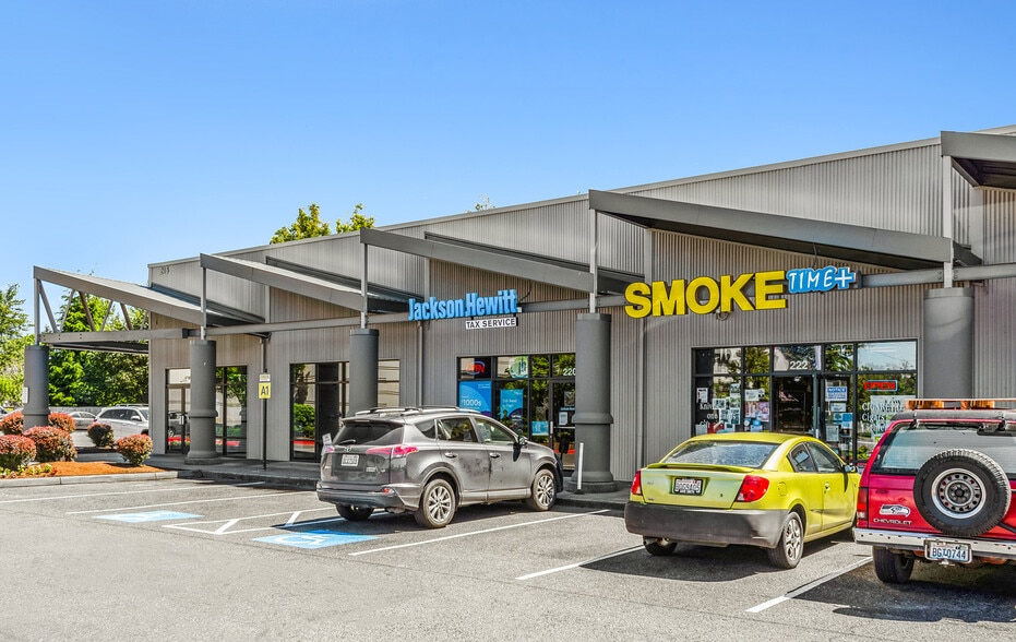 More Photos Of 208 Washington Ave, Kent Unknown For Lease