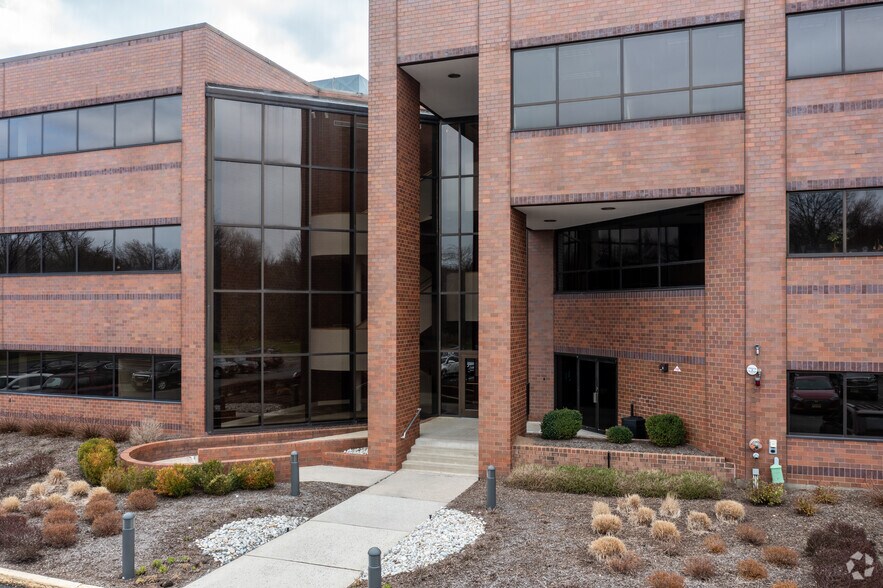 More Photos Of 4301 Route 1, Monmouth Junction Office For Lease