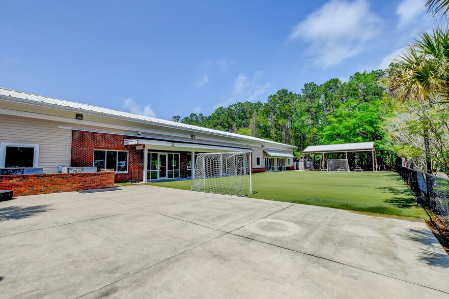 More Photos Of 3400 Turgot Ln, Mount Pleasant Health Club For Lease