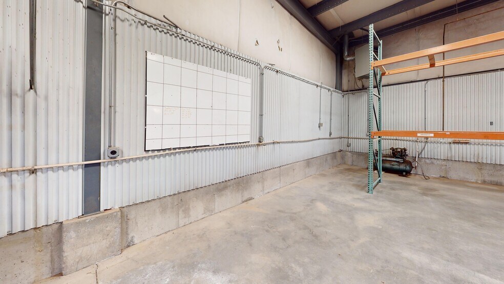 More Photos Of 97 N Fabrication Dr, Pueblo Warehouse For Lease