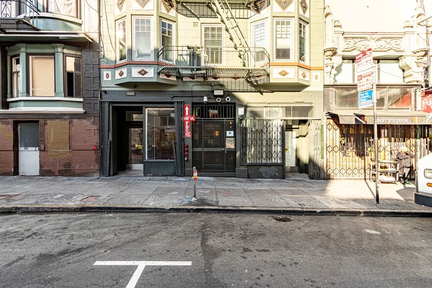 More Photos Of 936-940 Geary St, San Francisco Apartments For Lease