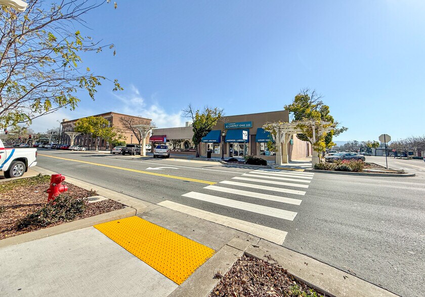 More Photos Of 1931 1st St, Livermore Freestanding For Sale