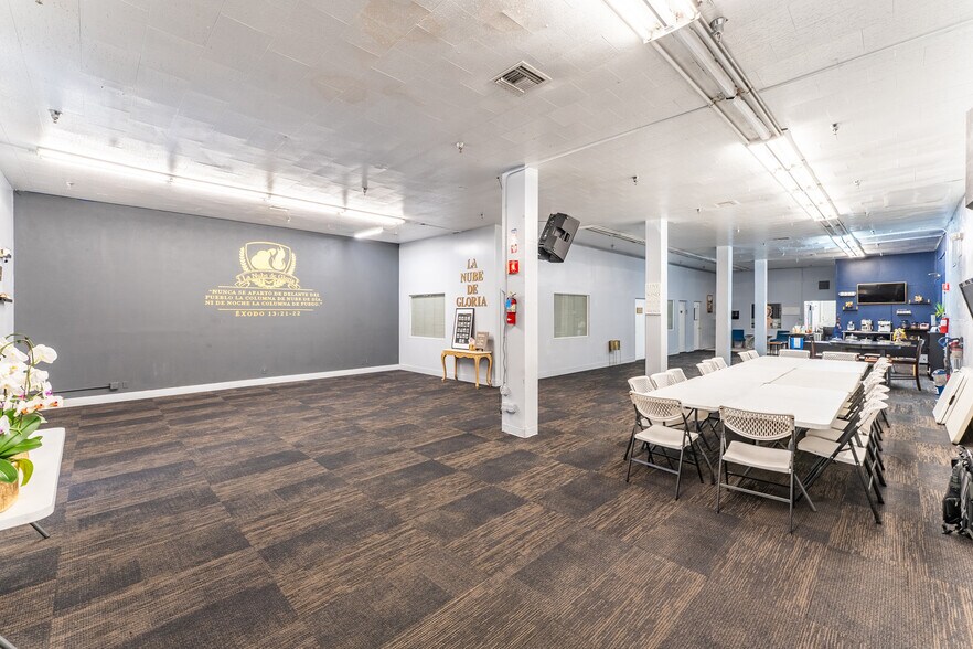 More Photos Of 6200 Avalon Blvd, Los Angeles Manufacturing For Sale