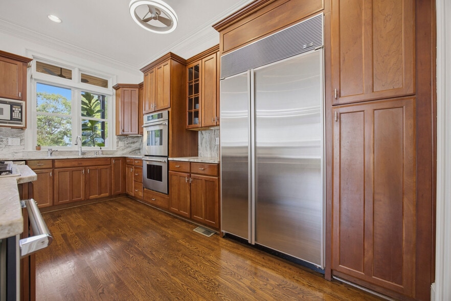 More Photos Of 574 East Ave NE, Atlanta Specialty For Sale