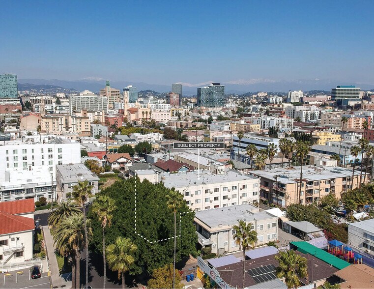 More Photos Of 2816 San Marino St, Los Angeles Apartments For Sale