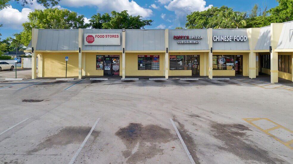More Photos Of 4373-4399 N University Dr, Fort Lauderdale Unknown For Lease