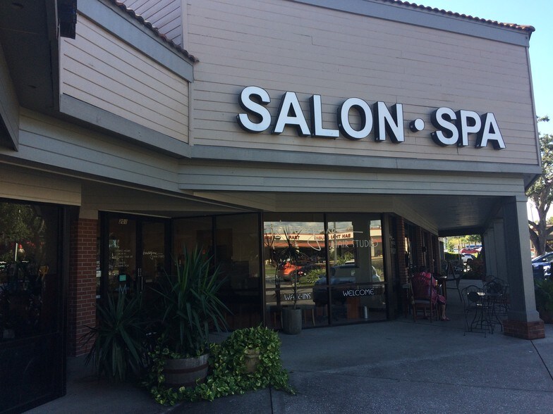 More Photos Of 2454 N McMullen Booth Rd, Clearwater Unknown For Lease