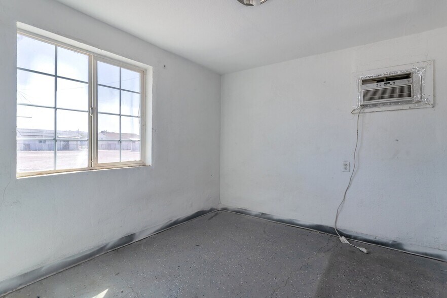 More Photos Of 313 W Jones Ave, Phoenix Apartments For Sale