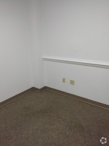 More Photos Of 7016 Lee Park Rd, Mechanicsville Medical For Lease