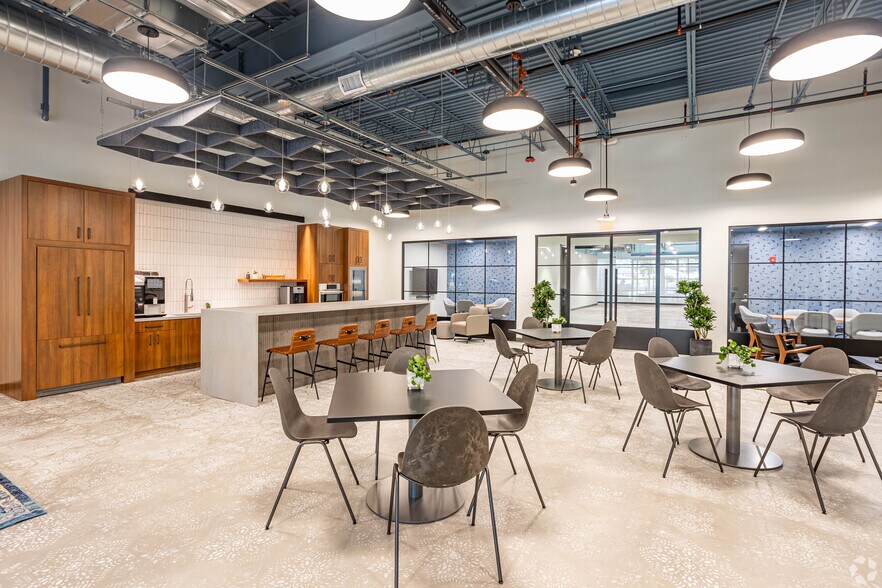 More Photos Of 77 Rowe St, Newton Coworking Space