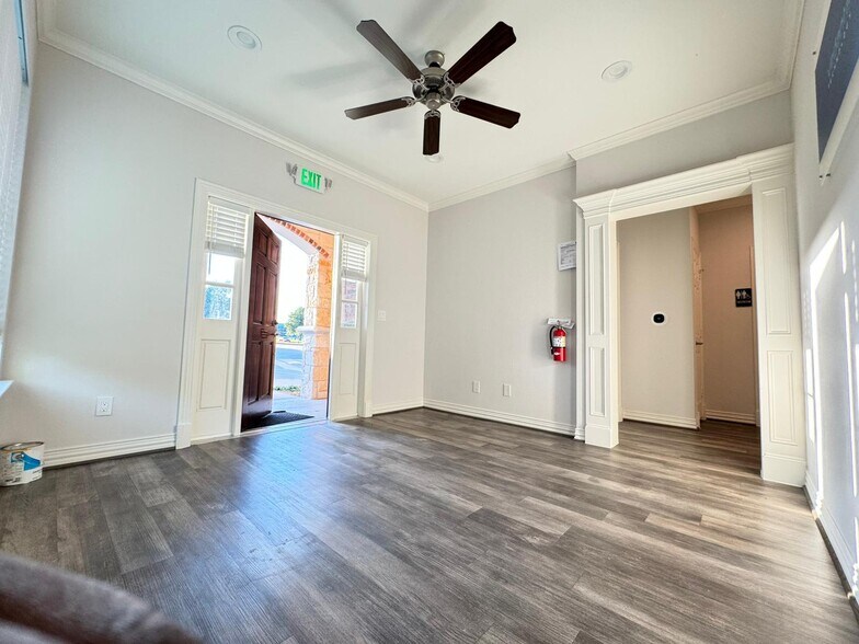 More Photos Of 8751 Collin McKinney Pky, McKinney Office Residential For Lease