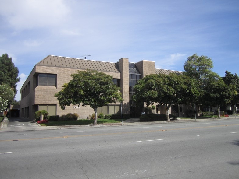 More Photos Of 2039 Forest Ave, San Jose Medical For Sale