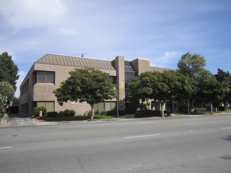 More Photos Of 2039 Forest Ave, San Jose Medical For Lease
