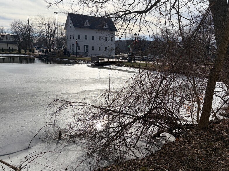 More Photos Of 112 Mill St, Linden Warehouse For Sale