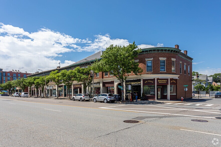 Primary Photo Of 793-815 Washington St, Newton General Retail For Lease