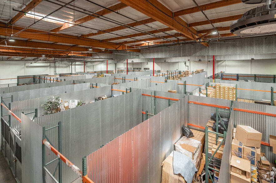 More Photos Of 2323 Main St, Irvine Warehouse For Lease