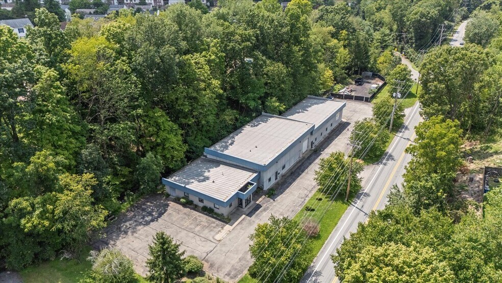 More Photos Of 460-470 Old Frankstown Rd, Monroeville Light Manufacturing For Lease