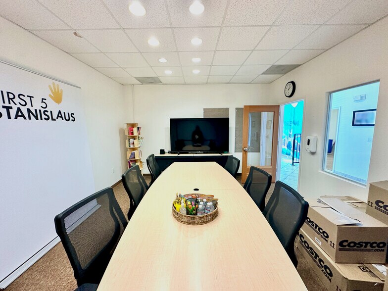 More Photos Of 930 15th St, Modesto Medical For Sale