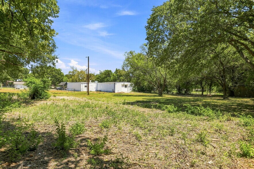 More Photos Of 1271 Oak St, Schertz Schools For Lease