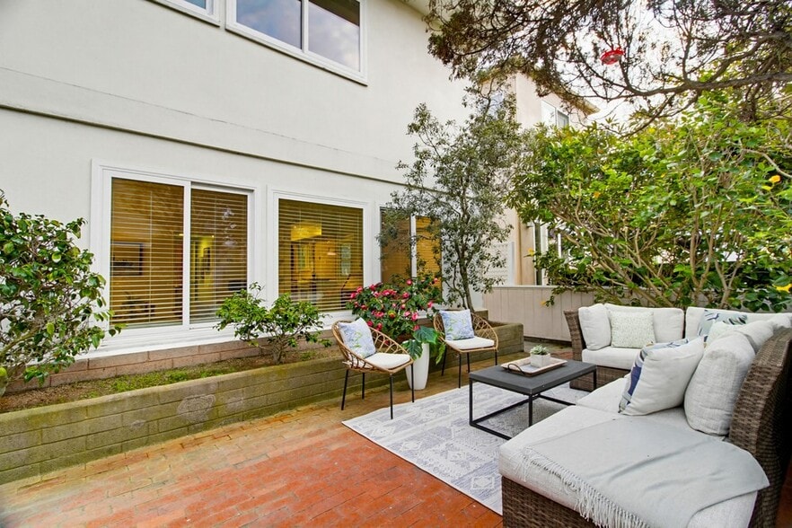 More Photos Of 829 Avalon Ct, San Diego Apartments For Sale