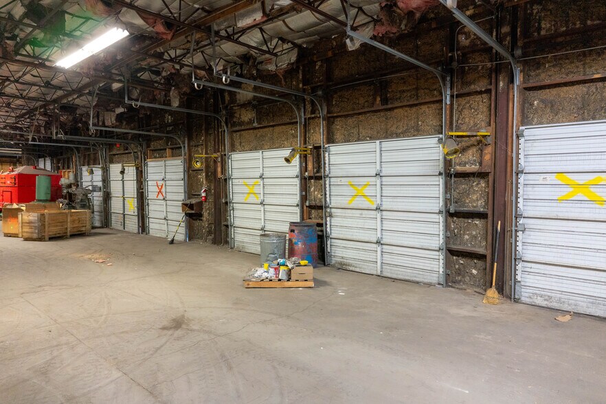 More Photos Of 2424 Columbus Rd, Springfield Warehouse For Sale