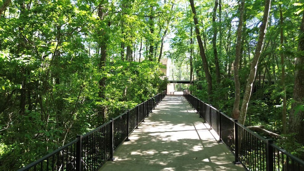 More Photos Of 2301 Park Ave, Orange Park Medical For Lease