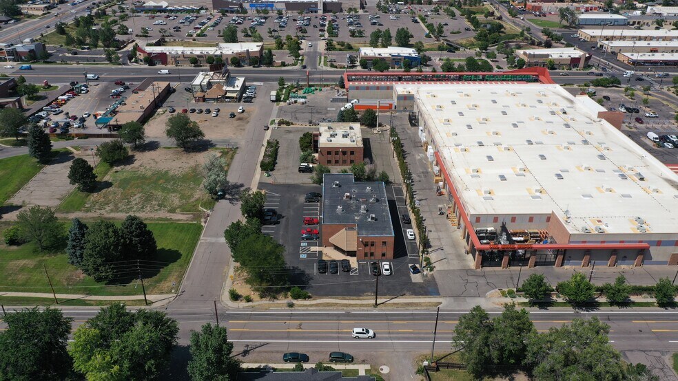 More Photos Of 1410 Vance St, Lakewood Office Residential For Lease
