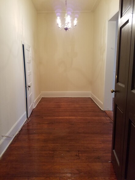 More Photos Of 18 W Franklin St, Baltimore Office Residential For Sale