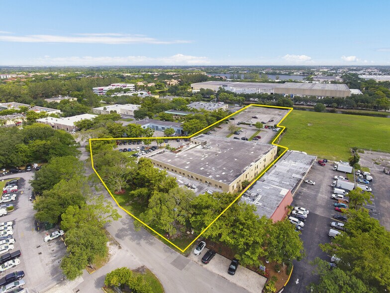 Primary Photo Of 5979 NW 151st St, Miami Lakes Office For Lease