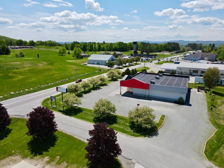 More Photos Of 108 Community Dr, Newport Freestanding For Sale