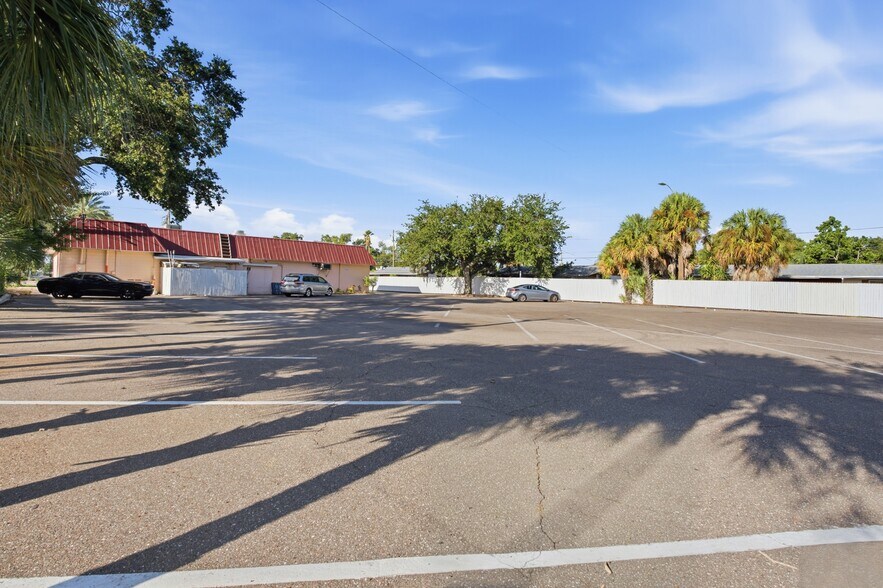 More Photos Of 2284 Gulf To Bay Blvd, Clearwater Restaurant For Sale