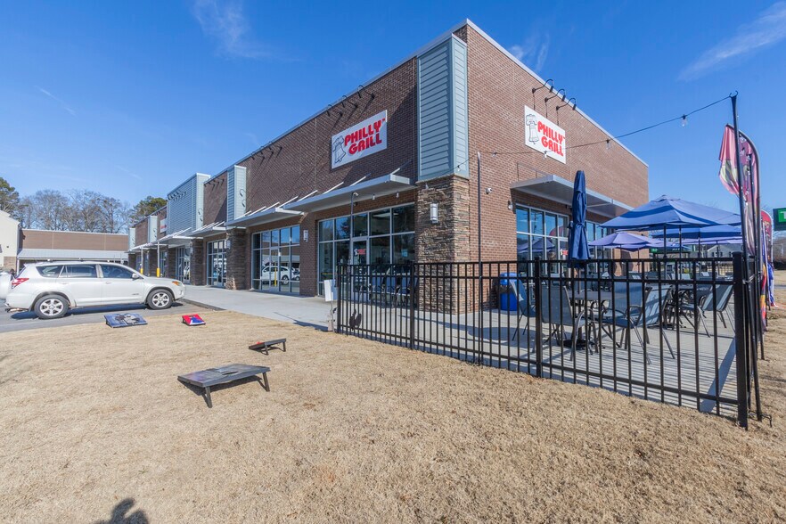 More Photos Of 6516 State Park Rd, Travelers Rest Storefront For Lease