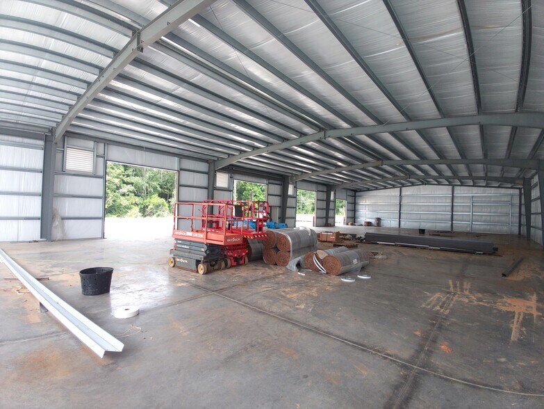 More Photos Of 4354 Halls Mill Rd, Mobile Warehouse For Lease