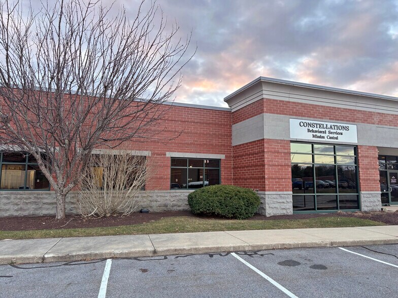 More Photos Of 200 Griffin Rd, Portsmouth Medical For Sale