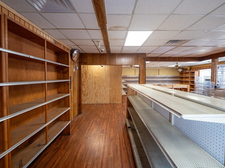 More Photos Of 400 S Air Depot Blvd, Oklahoma City Freestanding For Sale