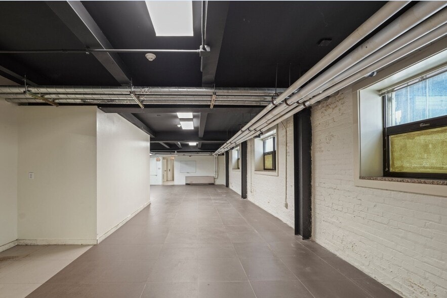 More Photos Of 216 & 218 Rigsbee Ave, Durham Office For Sale