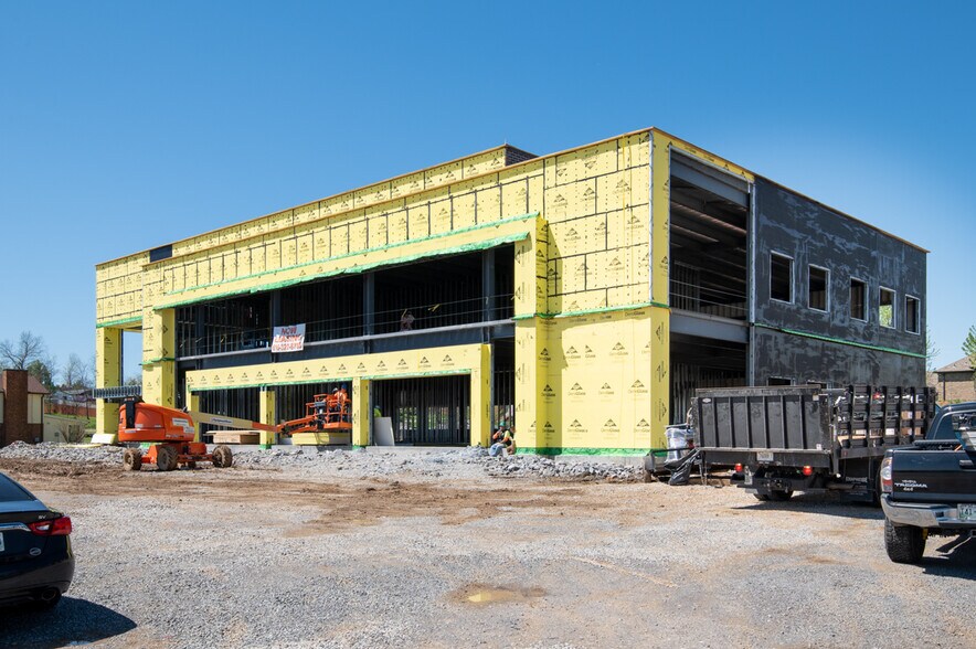 More Photos Of 820 N. Mount Juliet, Mount Juliet Office For Lease