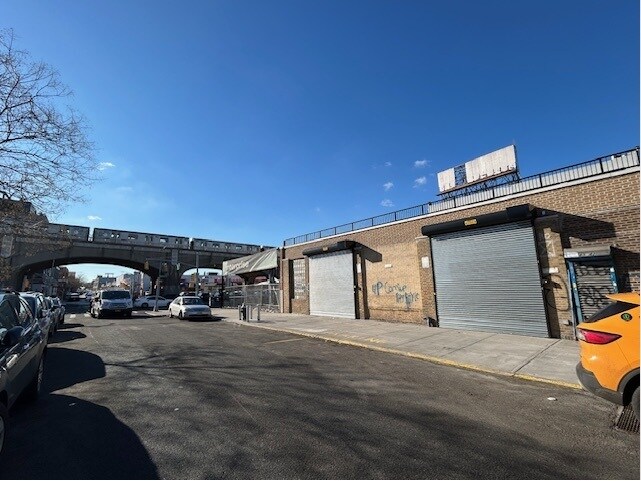 More Photos Of 4342 37th St, Long Island City Warehouse For Lease