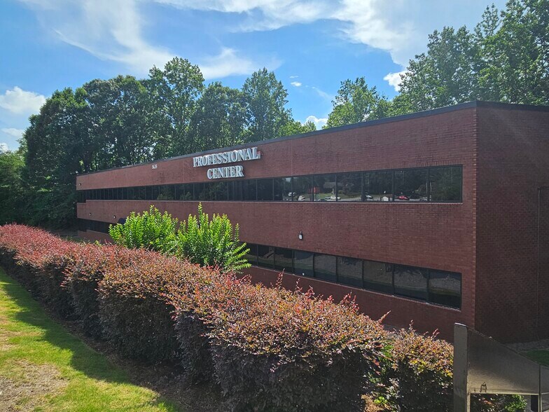 More Photos Of 5635 Peachtree Pky, Peachtree Corners Medical For Lease