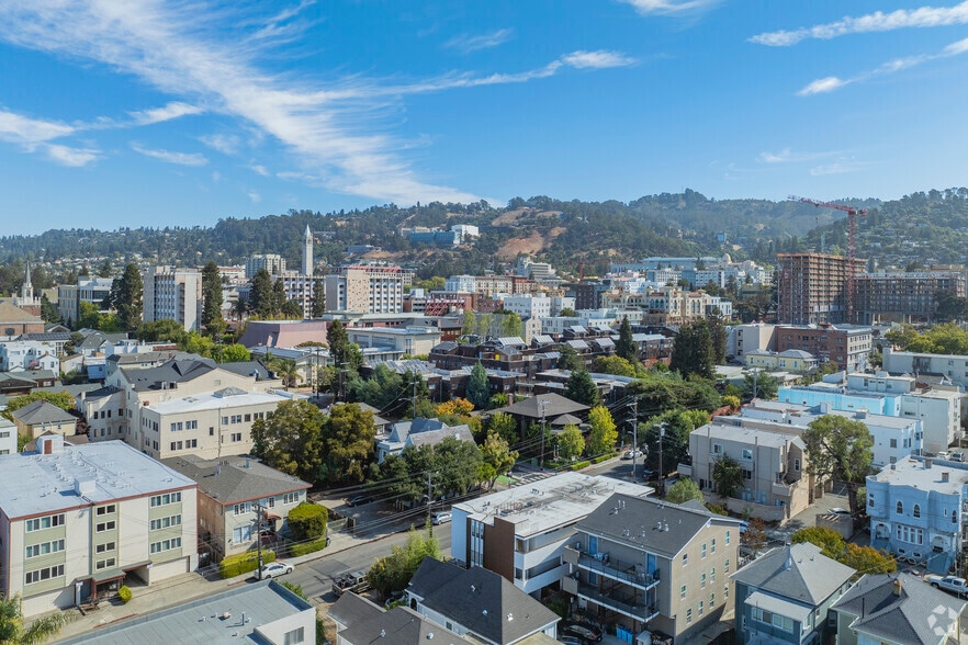 More Photos Of 2500 Dana St, Berkeley Apartments For Sale