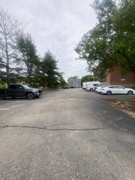 More Photos Of 422 Post Rd, Warwick Medical For Lease