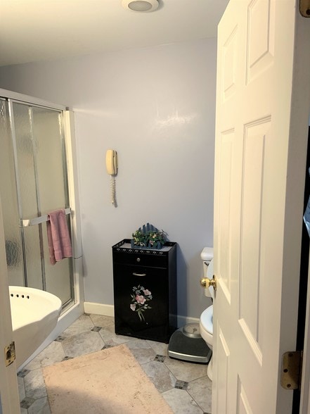 More Photos Of 307 Main St, Westbrook Carwash For Sale