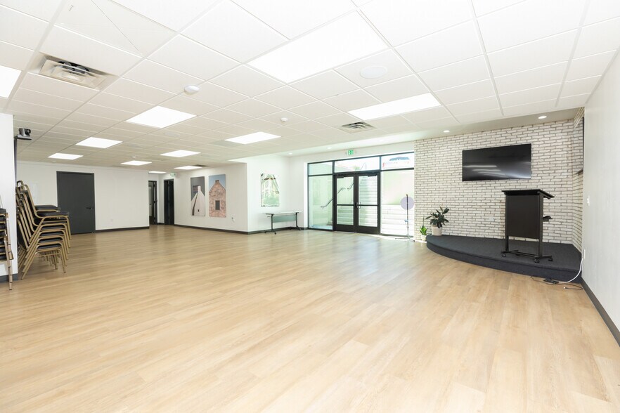 More Photos Of 210 N 1200 E, Lehi Medical For Sale