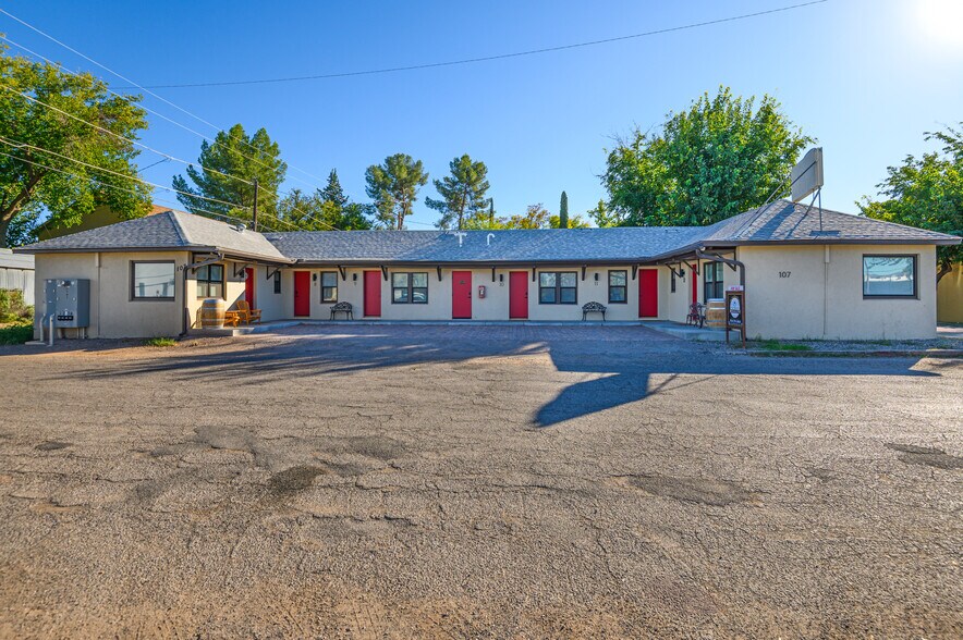 Primary Photo Of 107 E Pinal St, Cottonwood Apartments For Sale