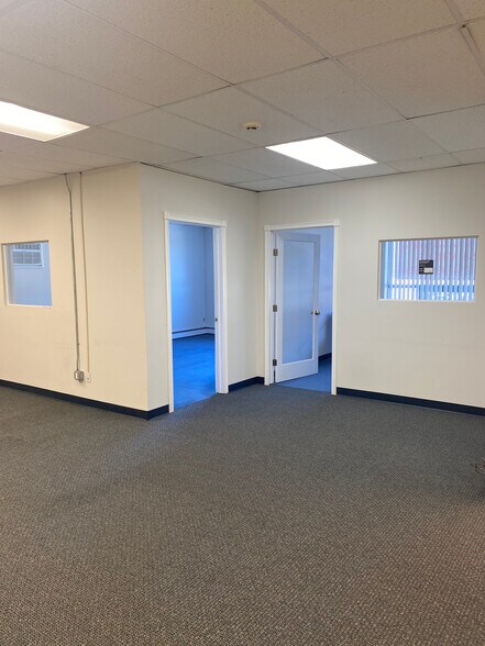 More Photos Of 92 S Central Ave, Hartsdale Storefront Retail Office For Lease